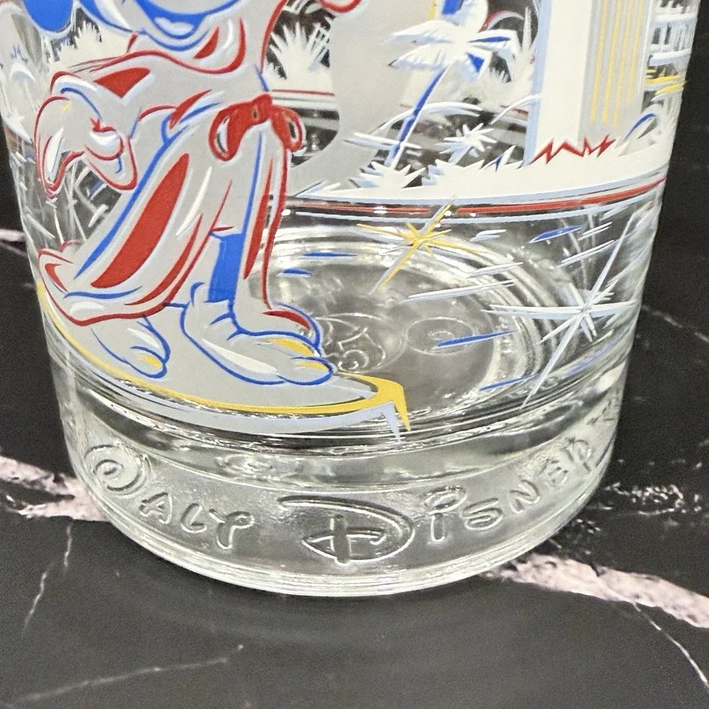 Disney World 25th Anniversary‎ Mickey Glass Epcot Remember The Magic Cup